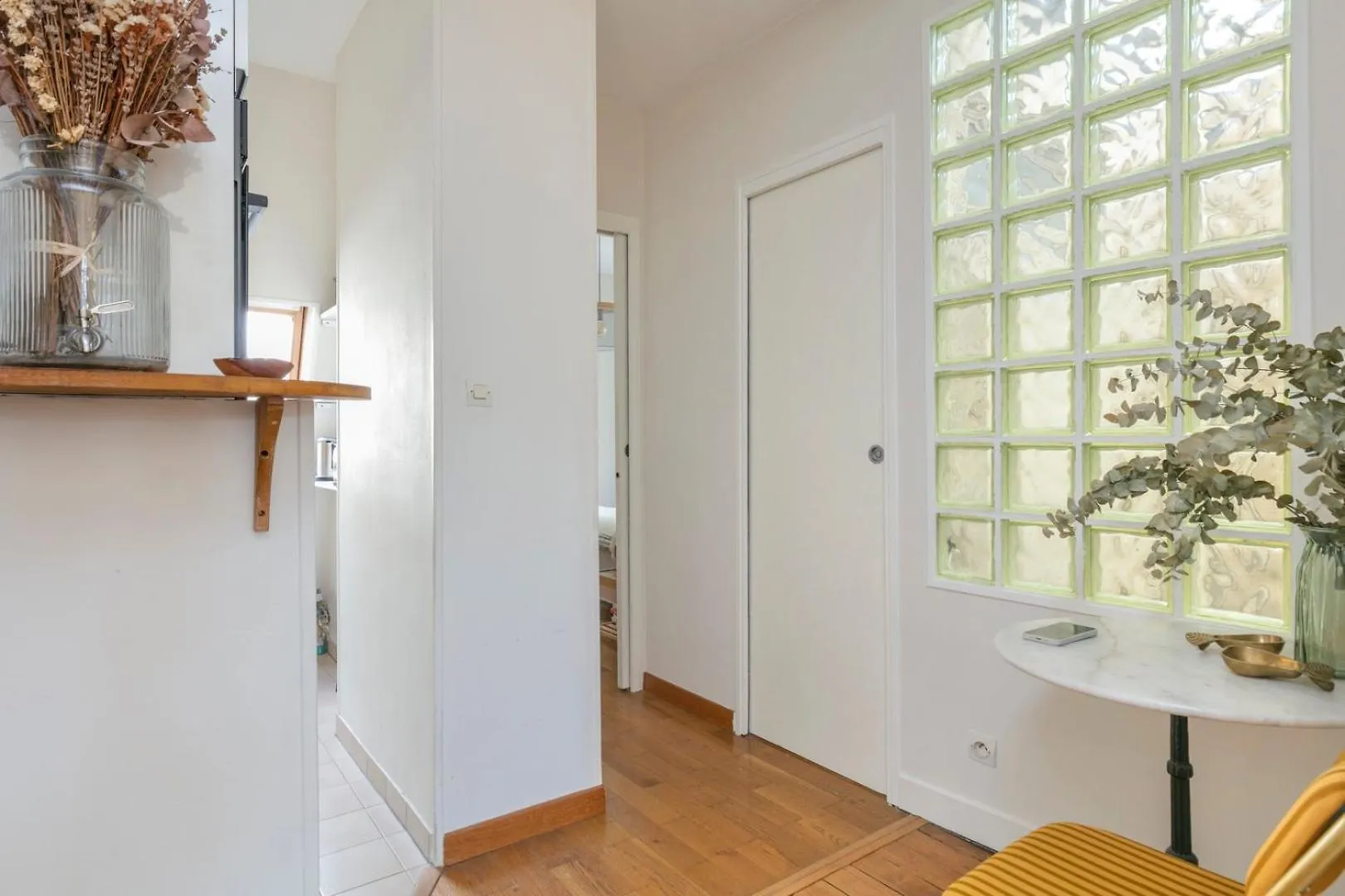 Guestready - Modern Comfort Near Arc De Triomphe Paris Apartment