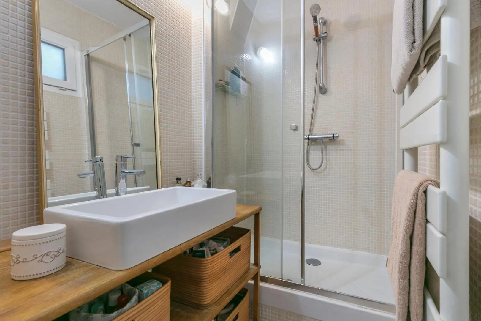 Guestready - Modern Comfort Near Arc De Triomphe Paris 0*,  France